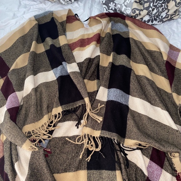 Clothes - most plus size but will fit anyone XL and up! - Picture 8 of 13